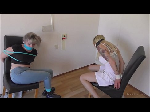 ❤️ Toksomaniulo / ligita kaj buŝoŝtopita / junulino en mizero Porno ĉe eo.assistdoctor23.ru